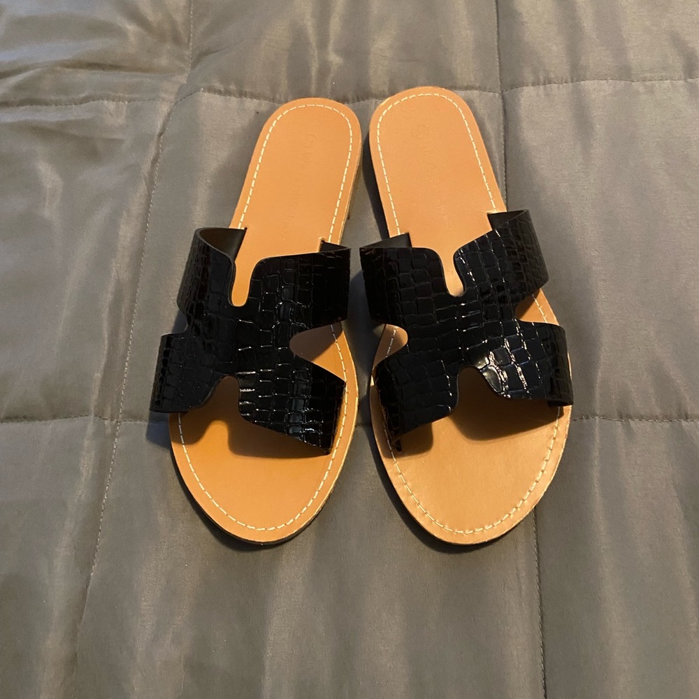 Wild Diva Sandals 6 1/2